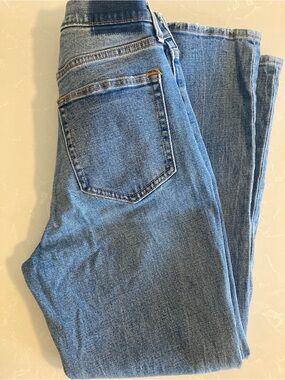 Abercrombie & Fitch Light Blue High-Rise Ankle Jeans